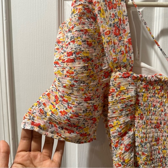 Astr Floral Pintuck Pleated Crop Top Size M - Picture 5 of 8